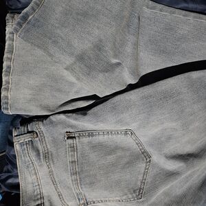 Gloria Vanderbilt Women's Light Gray Straight Leg Jeans